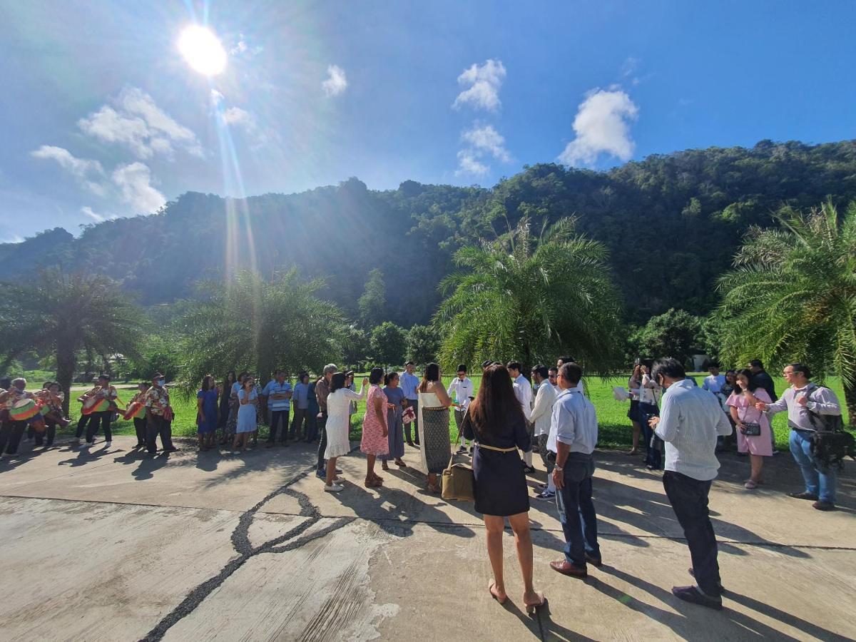 Phuphayot Resort Trang Luaran gambar