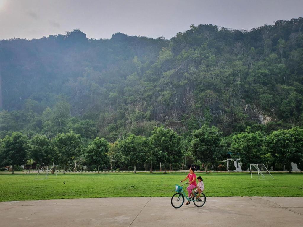 Phuphayot Resort Trang Luaran gambar