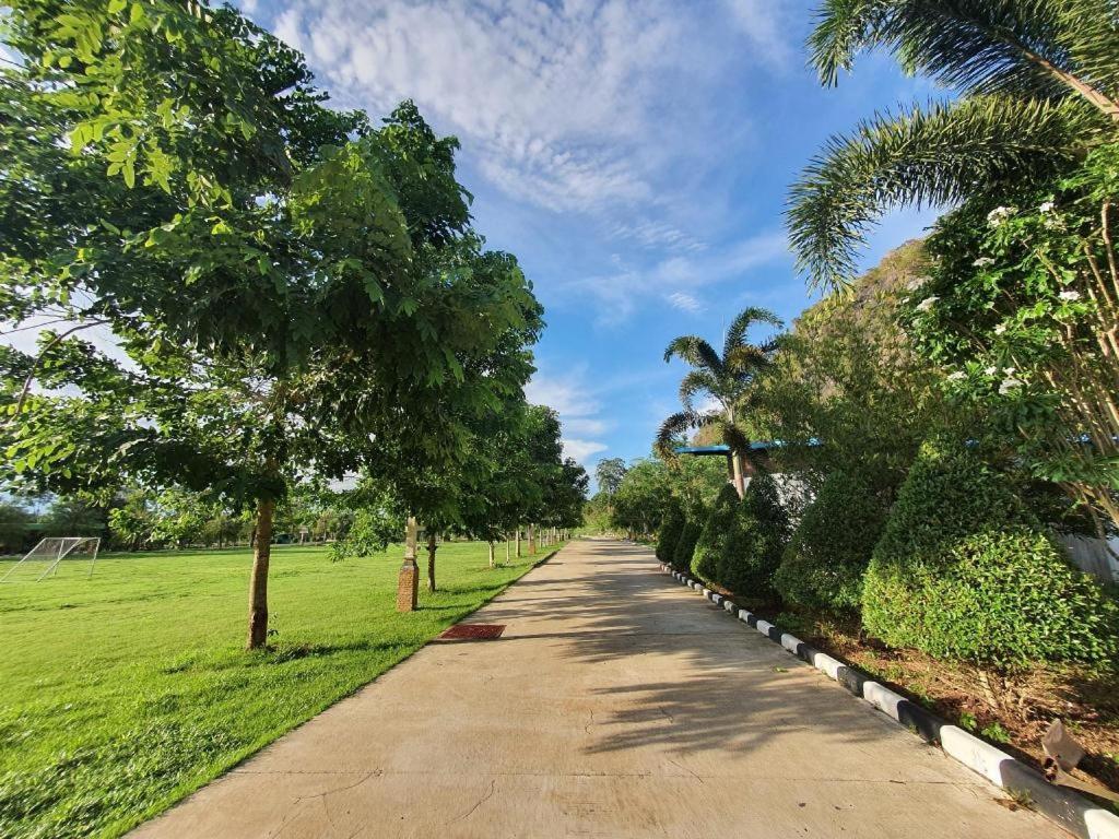 Phuphayot Resort Trang Luaran gambar