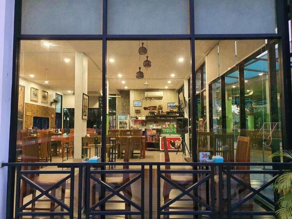 Phuphayot Resort Trang Luaran gambar