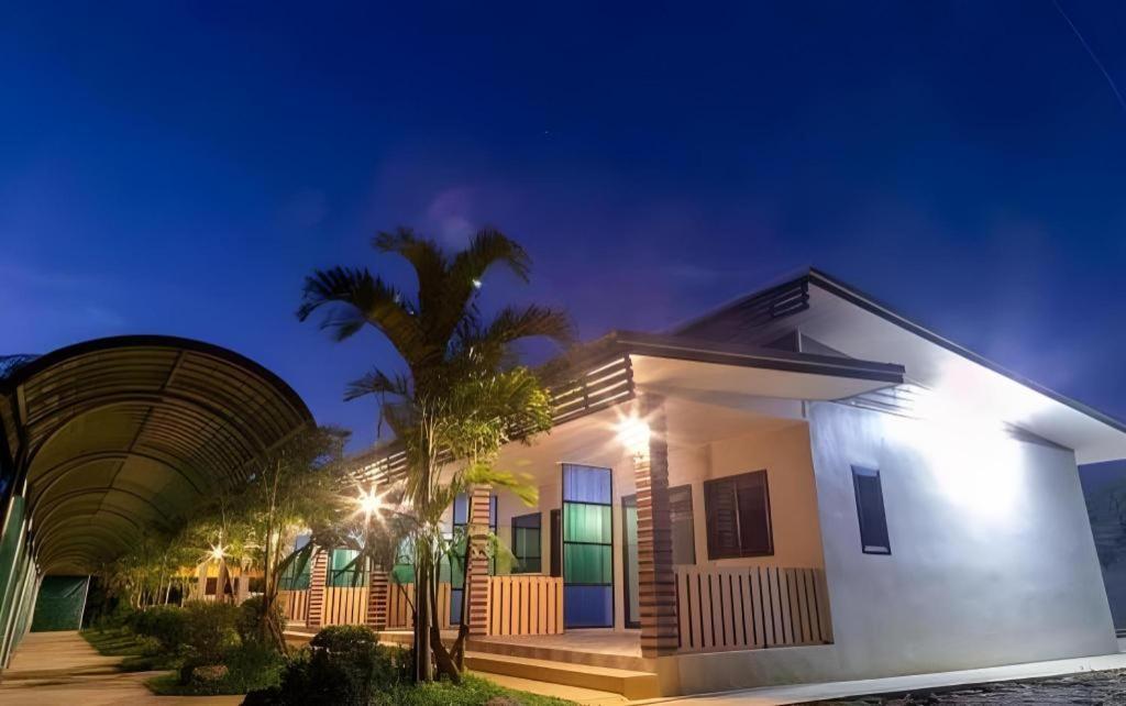 Phuphayot Resort Trang Luaran gambar