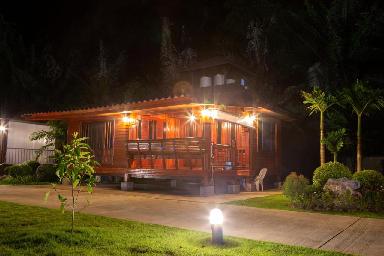 Phuphayot Resort Trang Luaran gambar