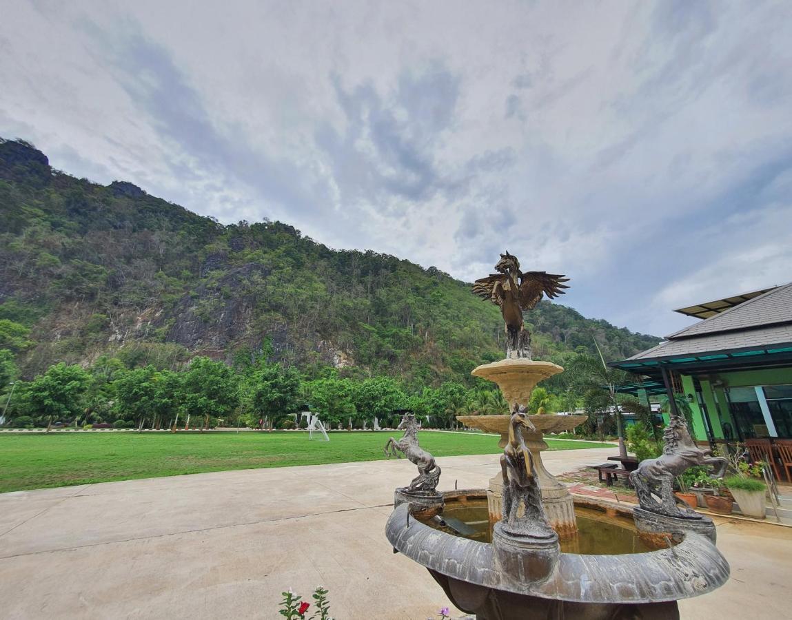 Phuphayot Resort Trang Luaran gambar