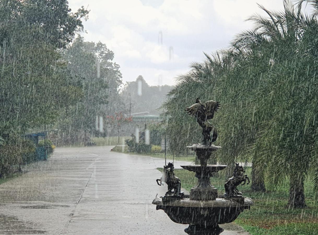 Phuphayot Resort Trang Luaran gambar